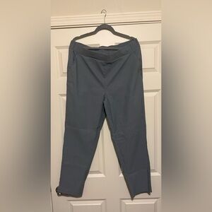 Women’s dress pants